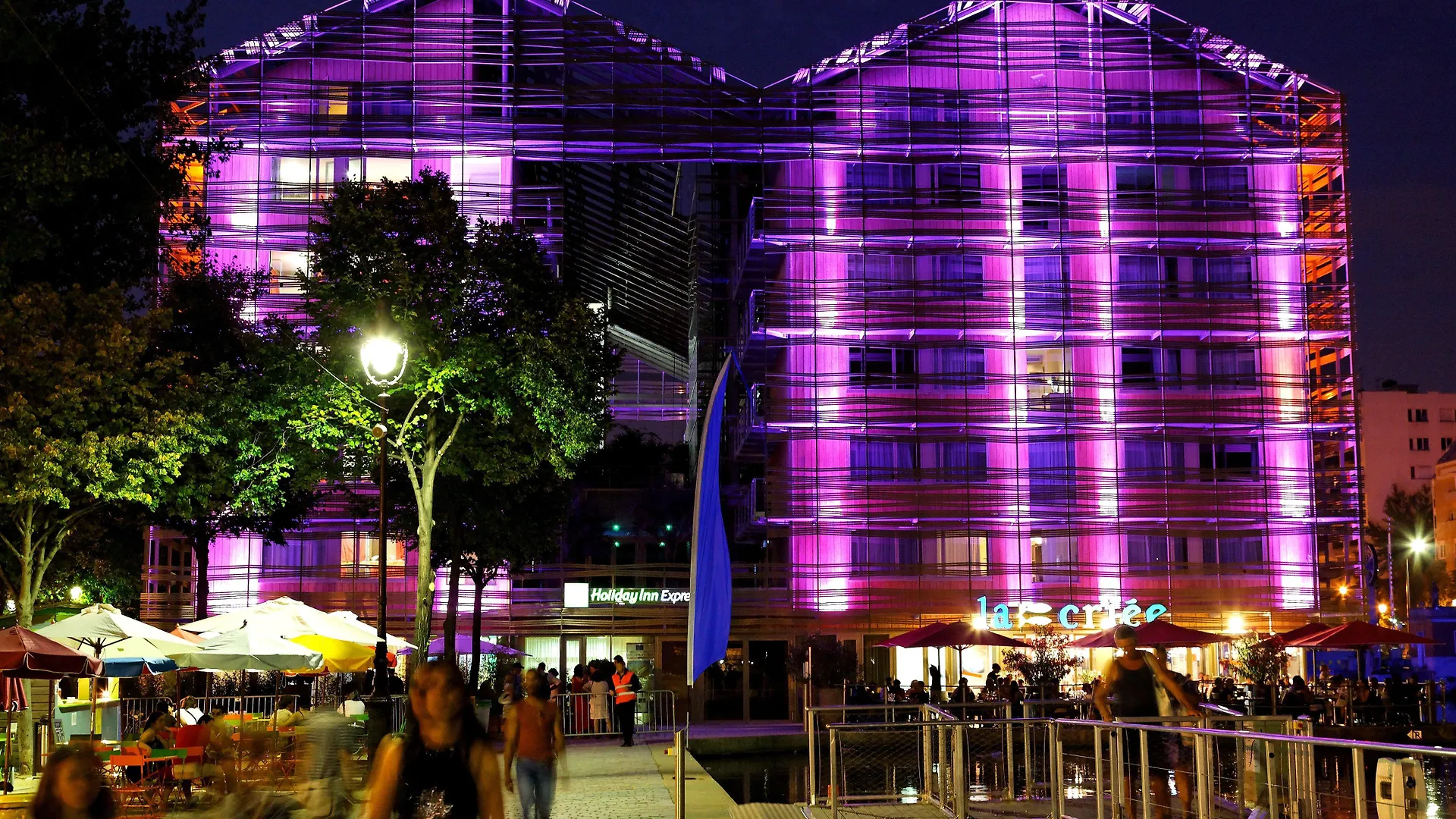 Express Paris-canal De La By Ihg Hotel 3*