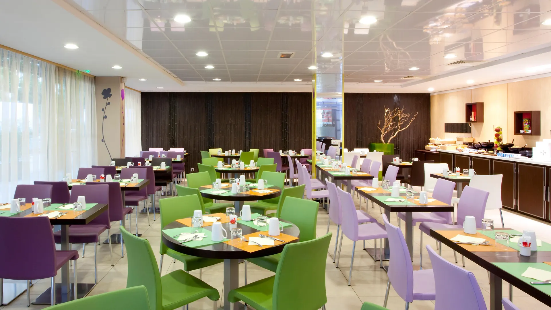 Express Paris-canal De La By Ihg 3*