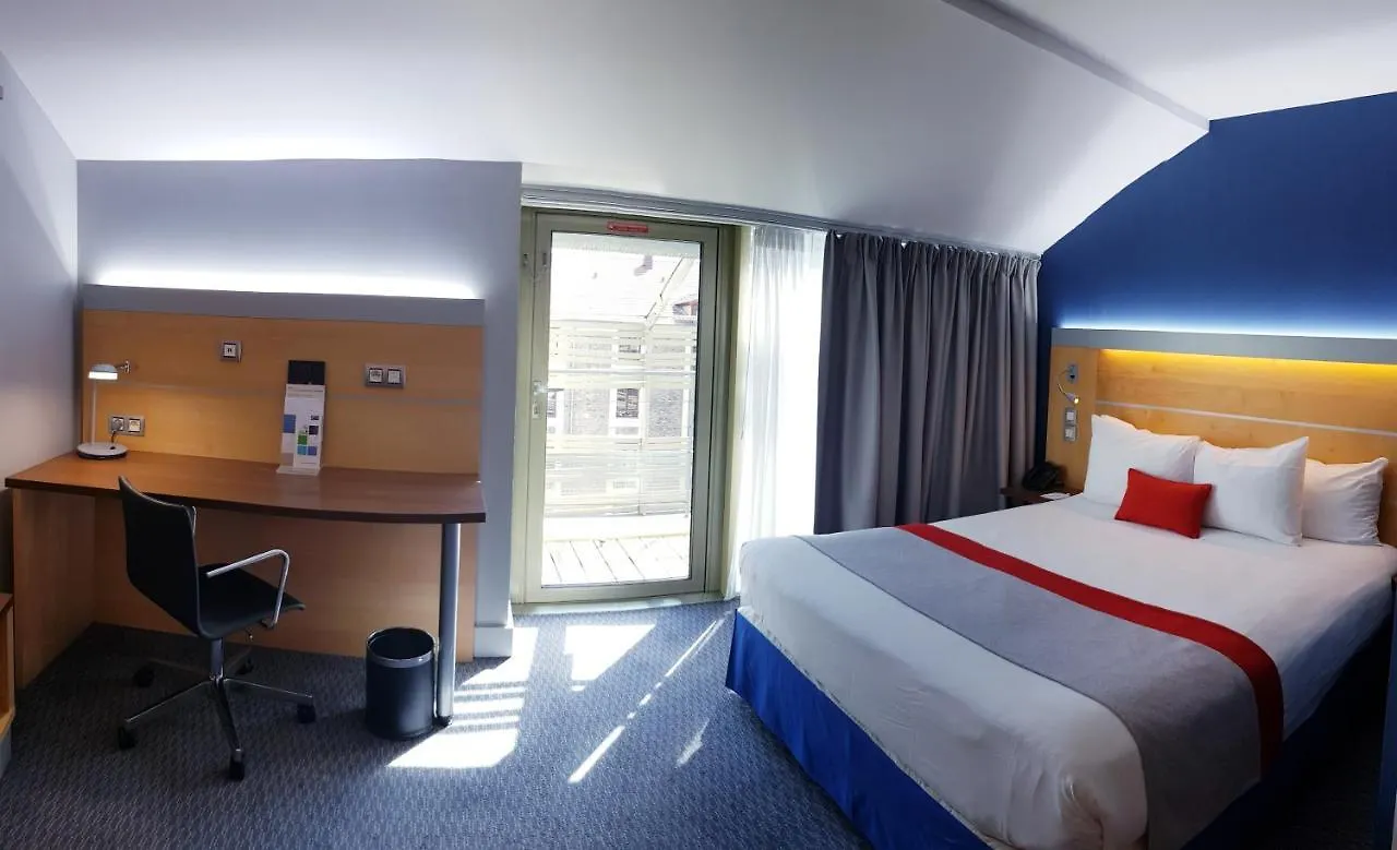Express Paris-canal De La By Ihg מלון