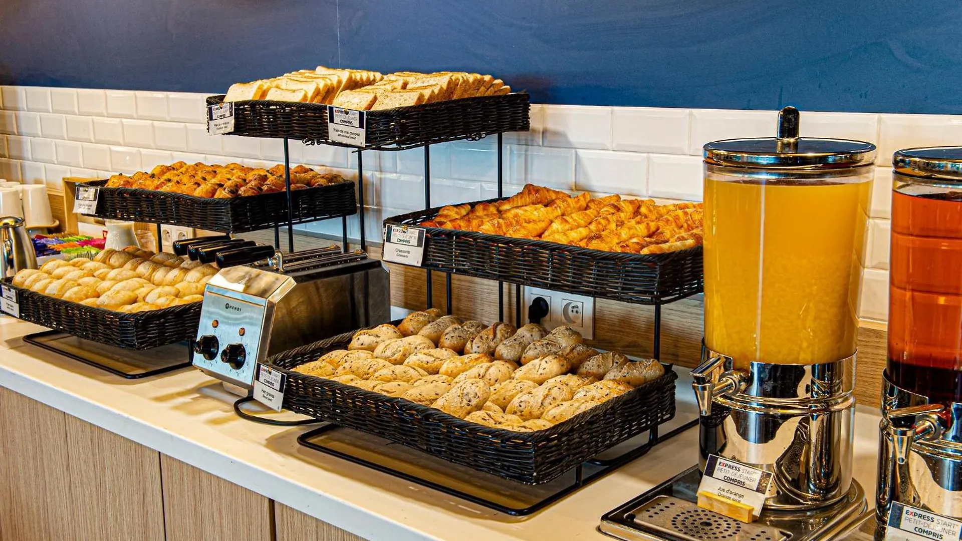 מלון Express Paris-canal De La By Ihg