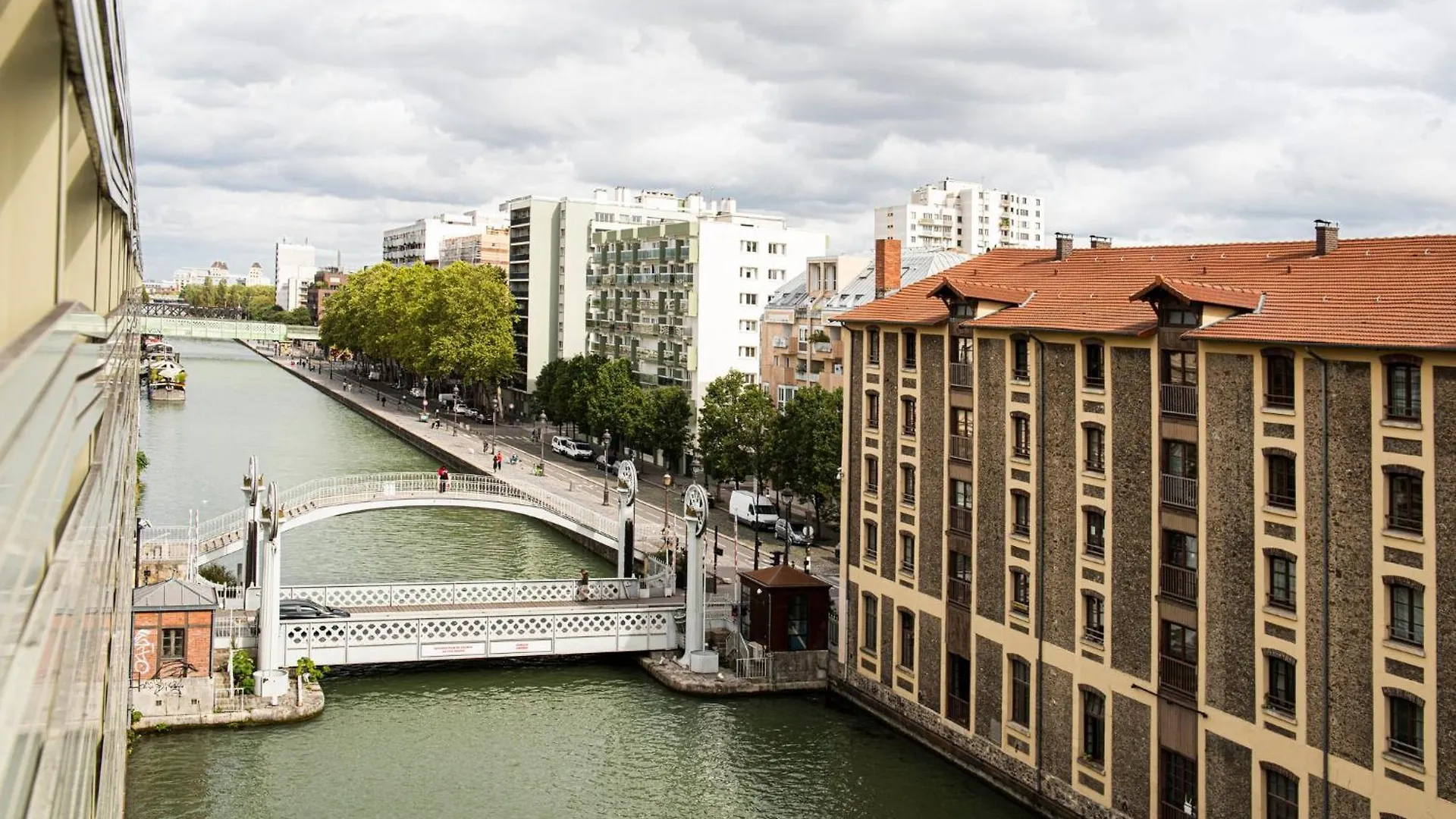 Hotel Express Paris-canal De La By Ihg Paris