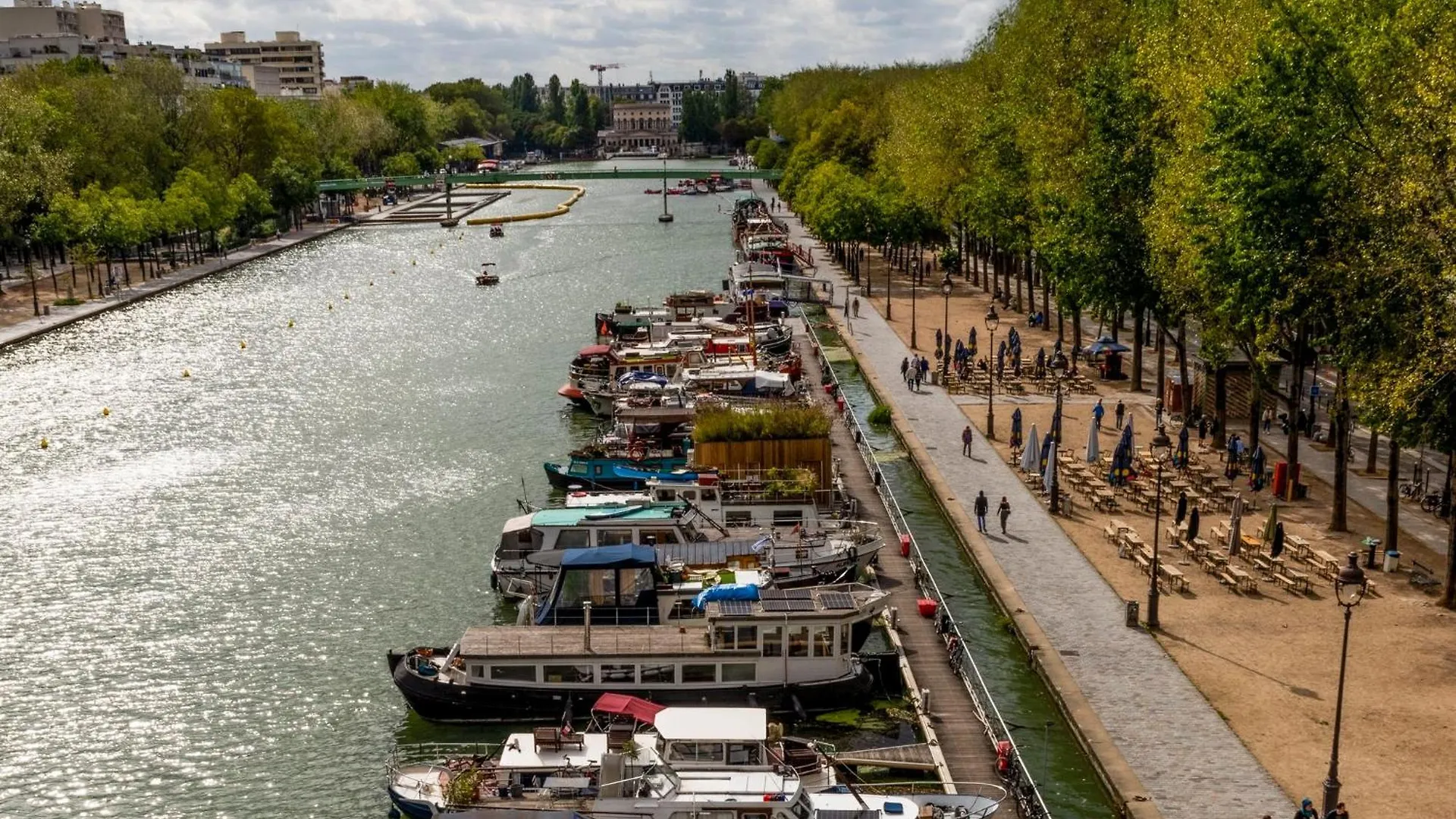 Express Paris-canal De La By Ihg