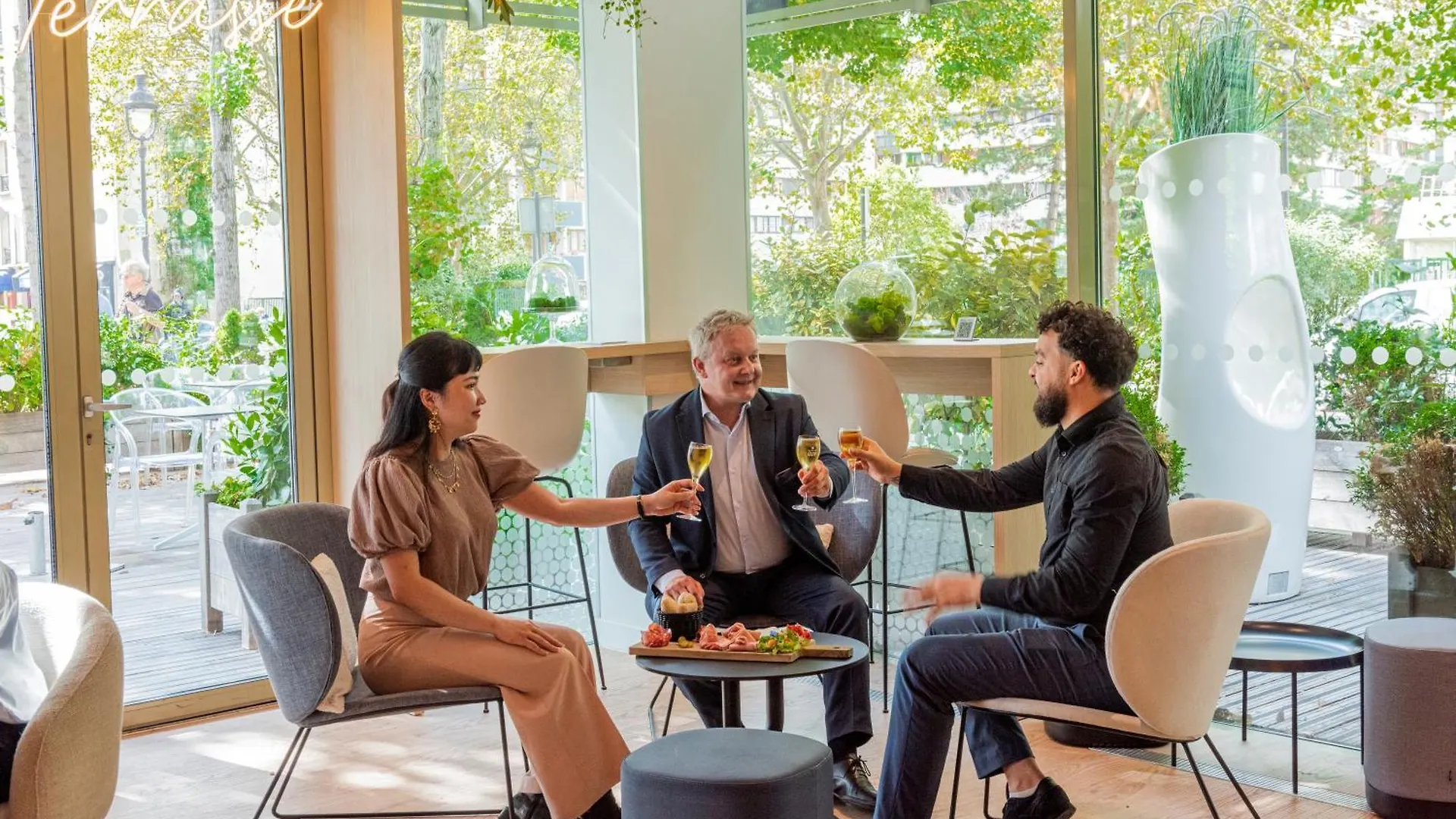 Express Paris-canal De La By Ihg 3* Paris