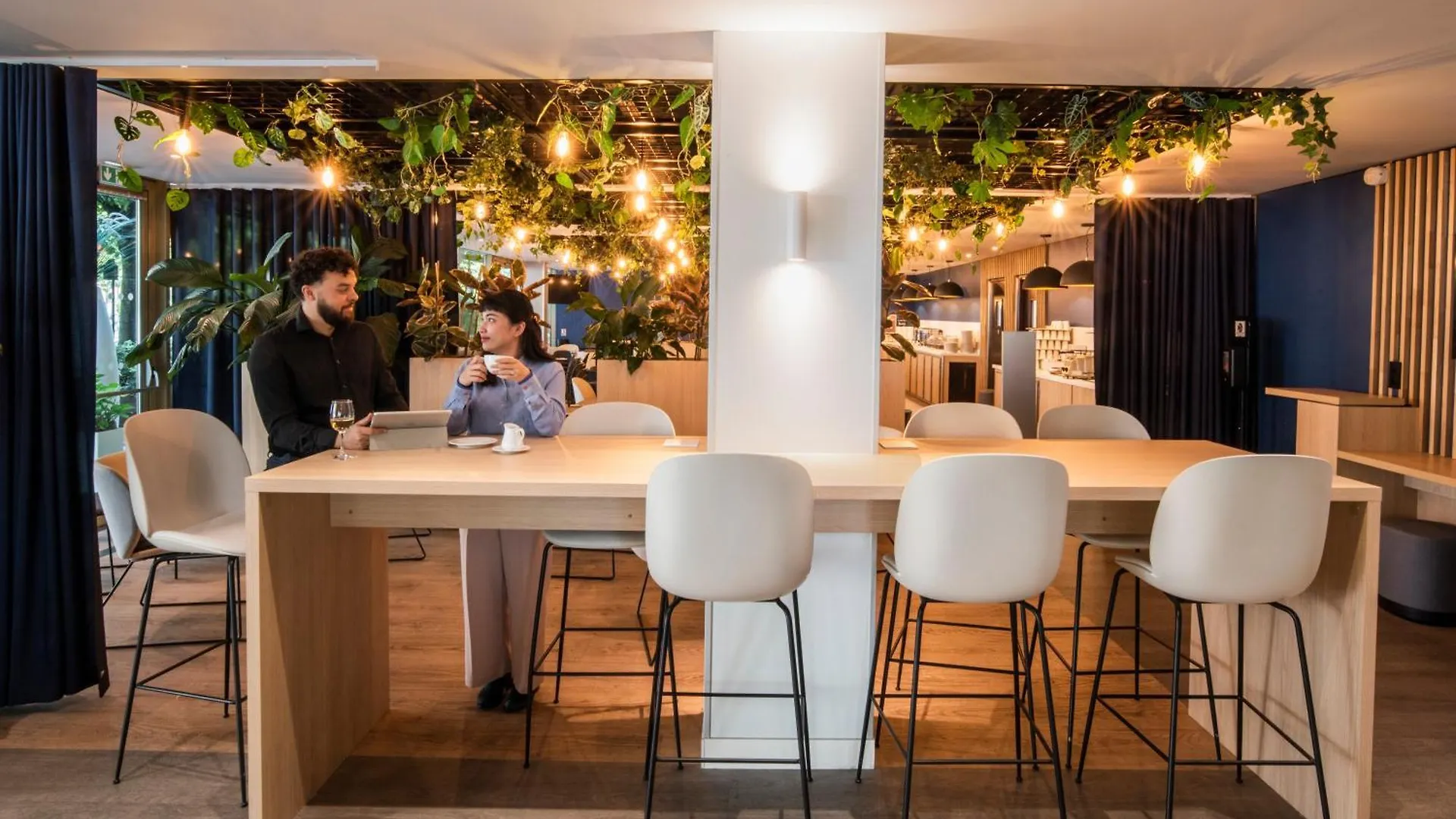 Hotel Express Paris-canal De La By Ihg