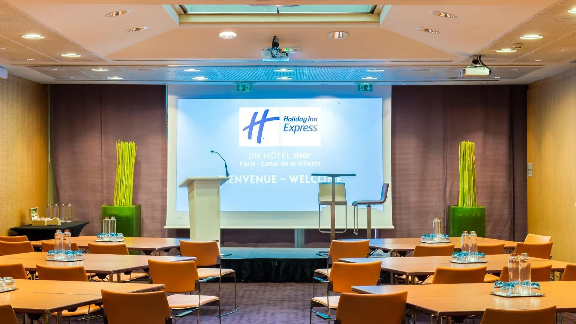 Express Paris-canal De La By Ihg Hotel 3*